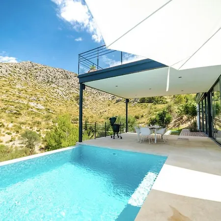Nature Villa